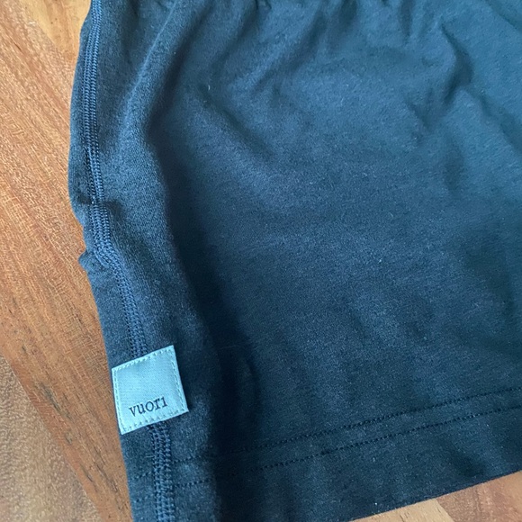 Vuori Halo Performance Shorts - Picture 4 of 5